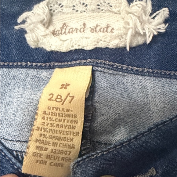 Altar’d State Distressed Skinny Jeans - Picture 4 of 6